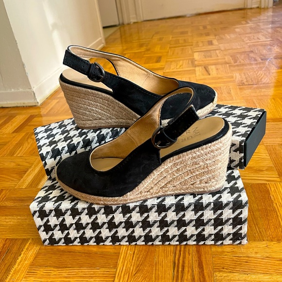 SOLD Naturalizer Espadrilles Wedges - Picture 2 of 7